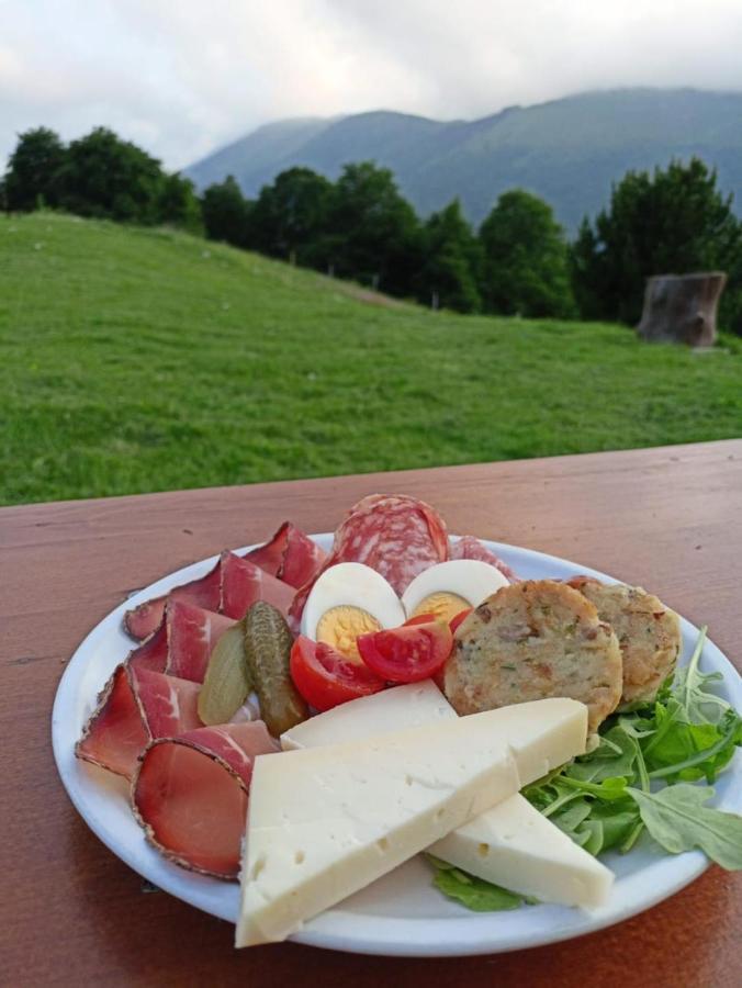 Rifugio Baita Fos-Ce 브렌토니코 외부 사진